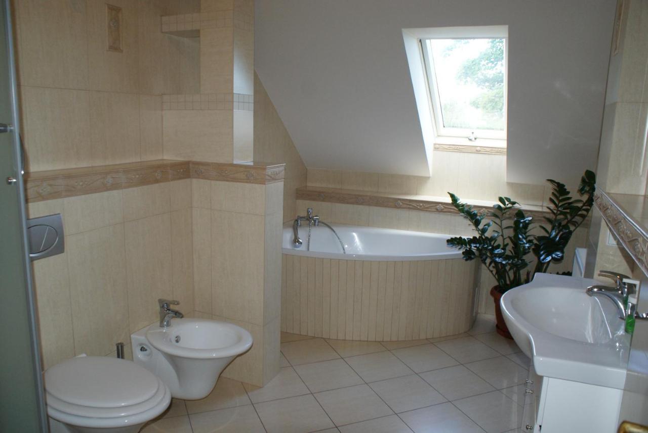 Wczasy U Juliana Apartament Drewnica Экстерьер фото